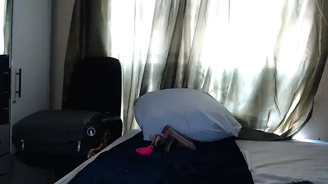 Foxybrownxx1 online show from 01.12.26