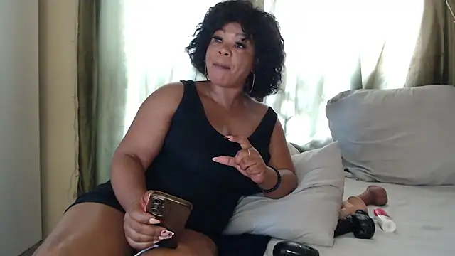 Foxybrownxx1 online show from 01.15.26