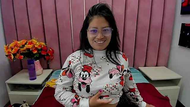 Snapshot of Miaa_Smiith_ chatting on 09.25.25 Miaa Smiith online show from 09.25.25