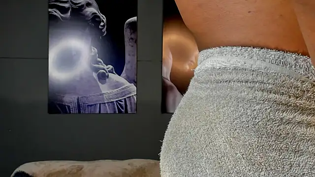 Snapshot of bradley_smith chatting on 01.06.26 bradley smith online show from 01.06.26