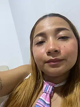 queen angelique online show from 12.11.24