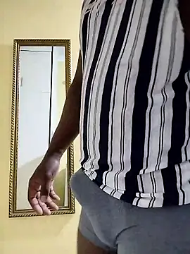 Snapshot of Chocolate_factory_man chatting on 01.31.26 Chocolate factory man online show from 01.31.26