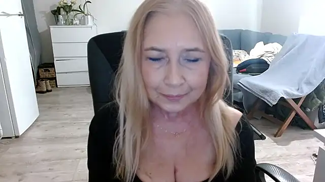 Snapshot of sofia_xkiss chatting on 01.23.25 sofia xkiss online show from 01.23.25