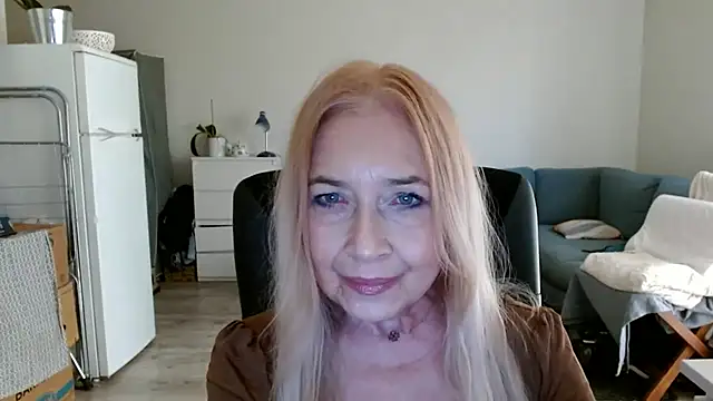 Snapshot of sofia_xkiss chatting on 02.27.25 sofia xkiss online show from 02.27.25