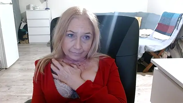 Snapshot of sofia_xkiss chatting on 03.07.25 sofia xkiss online show from 03.07.25