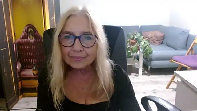 Snapshot of sofia_xkiss chatting on 11.03.25 sofia xkiss online show from 11.03.25