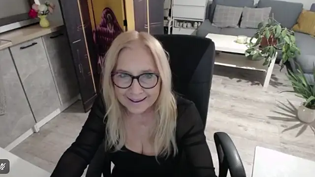 sofia xkiss online show from 02.21.26