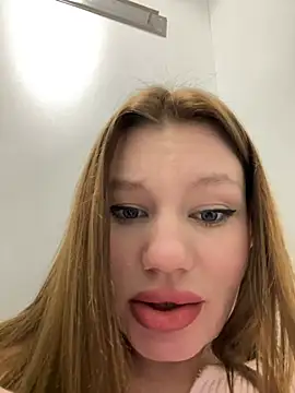 justmila online show from 01.03.25