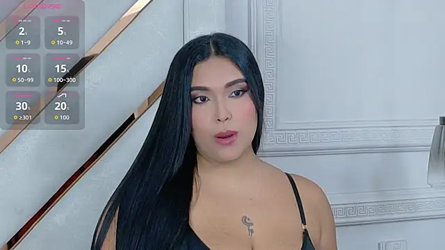 Snapshot of Kendall-Moll chatting on 06.17.26 Kendall-Moll online show from 06.17.26
