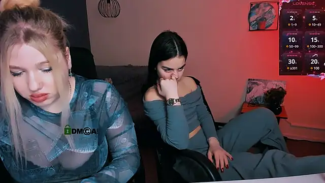 juli kisss online show from 01.29.25