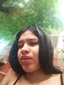 Snapshot of Little_Pau_Dirty chatting on 01.23.25 Little Pau Dirty online show from 01.23.25