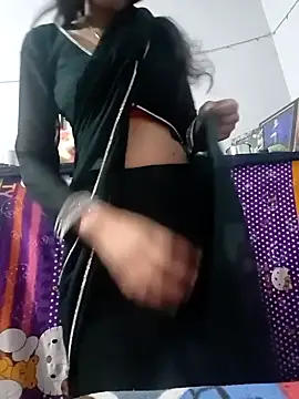 Snapshot of catreena chatting on 01.12.25 catreena online show from 01.12.25