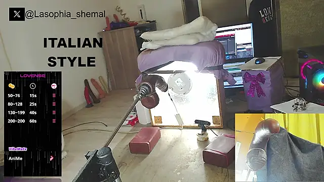 Snapshot of Lasofia chatting on 01.19.26 Lasofia online show from 01.19.26