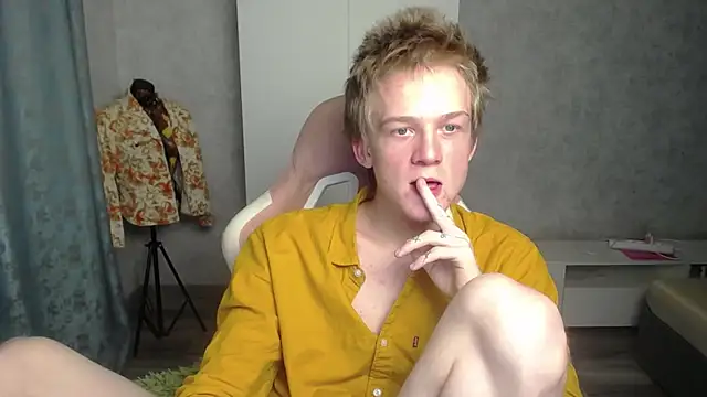 sweetserenity5 online show from 02.13.25