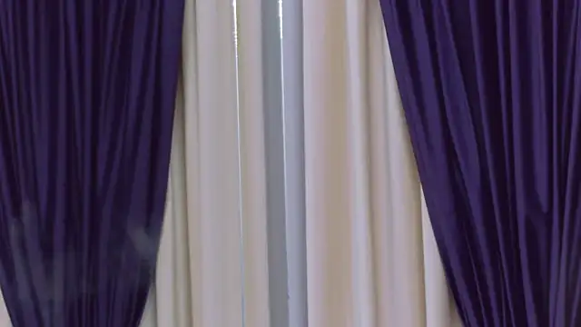 Snapshot of PenelopeLynnx chatting on 03.04.25 PenelopeLynnx online show from 03.04.25