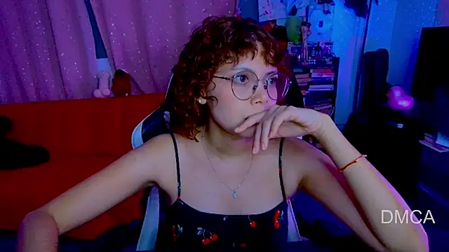 Snapshot of Drea_Foox chatting on 06.16.26 Drea Foox online show from 06.16.26