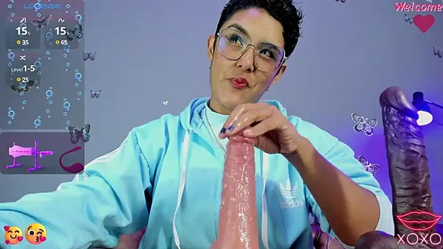 Snapshot of Kaira_mosse chatting on 02.15.25 Kaira mosse online show from 02.15.25