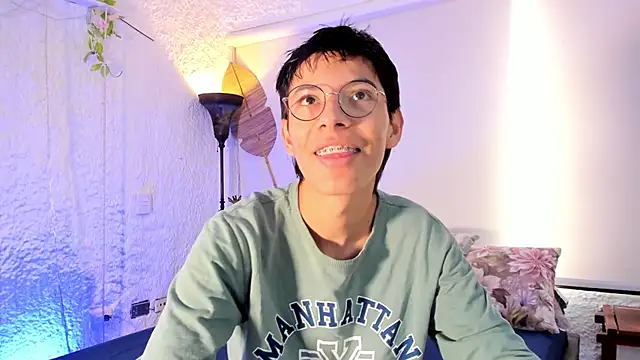 Snapshot of alexandersawyer chatting on 01.13.25 alexandersawyer online show from 01.13.25