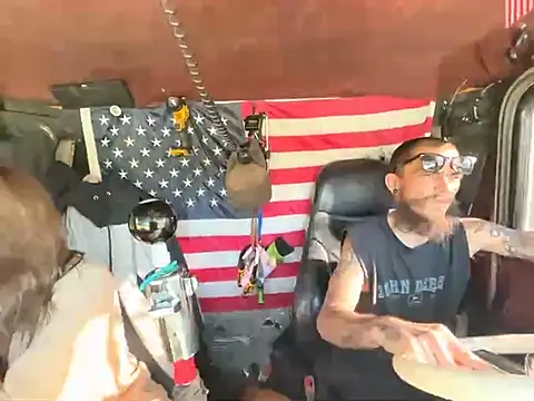 XMeF10 online show from 10.20.25