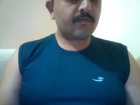 Snapshot of Akhil3290 chatting on 04.08.26 Akhil3290 online show from 04.08.26