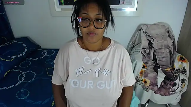 miajoseph  online show from 03.19.25