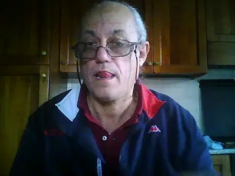 Snapshot of gianbragallini chatting on 11.22.25 gianbragallini online show from 11.22.25