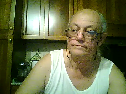 Snapshot of gianbragallini chatting on 06.25.26 gianbragallini online show from 06.25.26