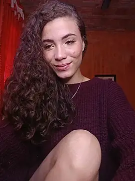 Snapshot of HelenHoltz chatting on 06.12.26 HelenHoltz online show from 06.12.26