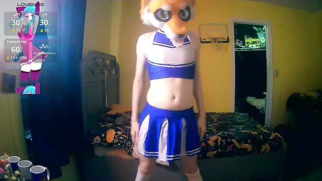 FoxieHikari online show from 11.24.25