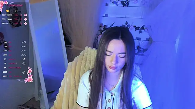 Snapshot of Bella_XO chatting on 05.09.26 Bella XO online show from 05.09.26