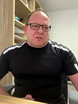 coupleLatinaLovers online show from 01.14.26