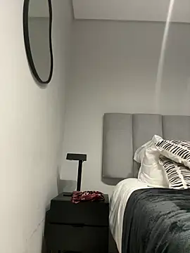 Snapshot of Roxiexx chatting on 02.21.26 Roxiexx online show from 02.21.26