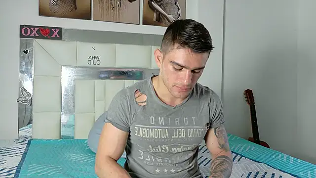 Sexy Alejandro  online show from 01.15.25