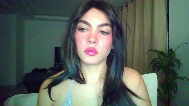 Kiri Cutee online show from 11.18.25