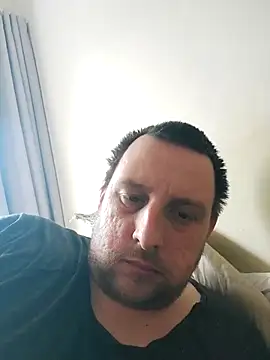 HE-M123 online show from 03.04.25