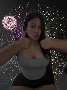 Snapshot of Abril10_ chatting on 03.02.25 Abril10 online show from 03.02.25