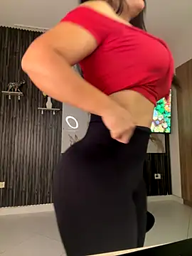 Snapshot of Abril10_ chatting on 10.01.25 Abril10 online show from 10.01.25