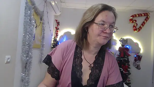 HolyMilfa online show from 01.05.25