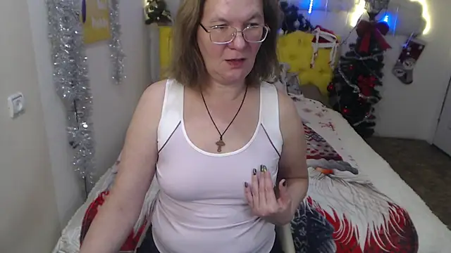 HolyMilfa online show from 01.08.25