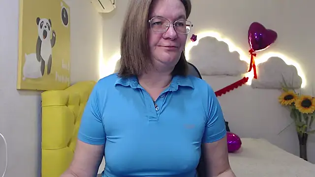 HolyMilfa online show from 03.20.25