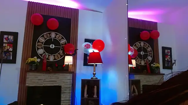 Snapshot of shantal_ray4 chatting on 02.18.25 shantal ray4 online show from 02.18.25