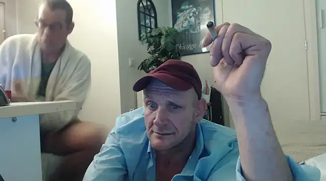 Snapshot of mikeythebestsucker chatting on 12.07.24 mikeythebestsucker online show from 12.07.24