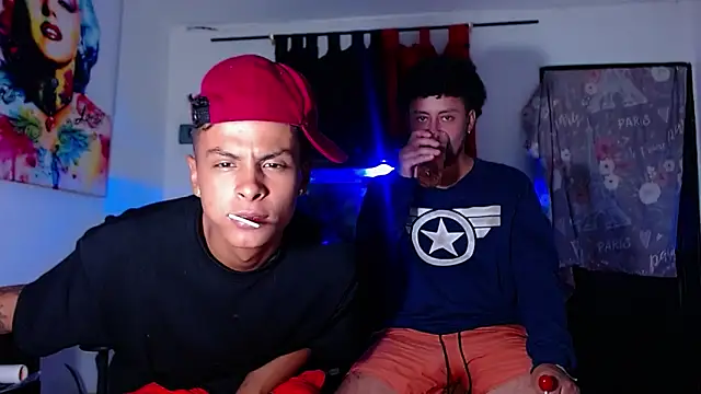 Snapshot of enjoy_vibes chatting on 10.11.25 enjoy vibes online show from 10.11.25