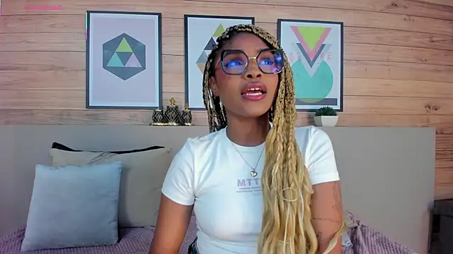 Snapshot of AriaFoster chatting on 02.20.26 AriaFoster online show from 02.20.26