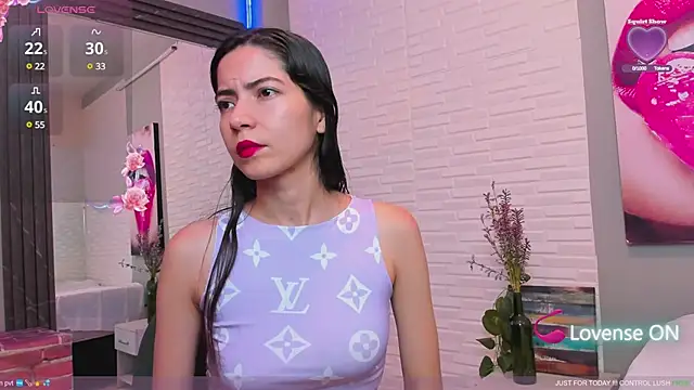 sweetieandjuicyy online show from 02.12.25