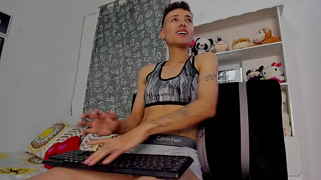 Snapshot of megan_100 chatting on 11.09.25 megan 100 online show from 11.09.25