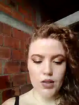 Mia fooxx  online show from 01.12.25