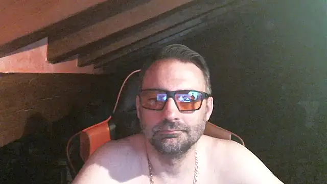 Snapshot of 6996horus chatting on 09.14.25 6996horus online show from 09.14.25