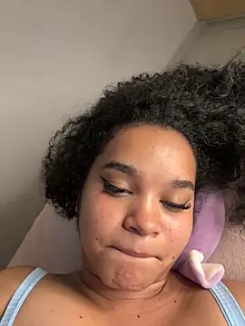 Lucy wilson5 online show from 12.26.24