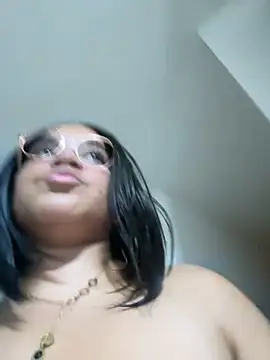 Lucy wilson5 online show from 02.02.25